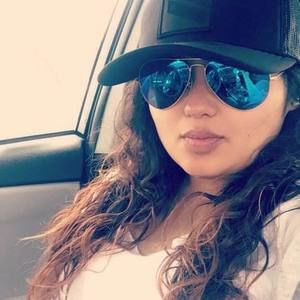 Meet your Posher, Beatriz